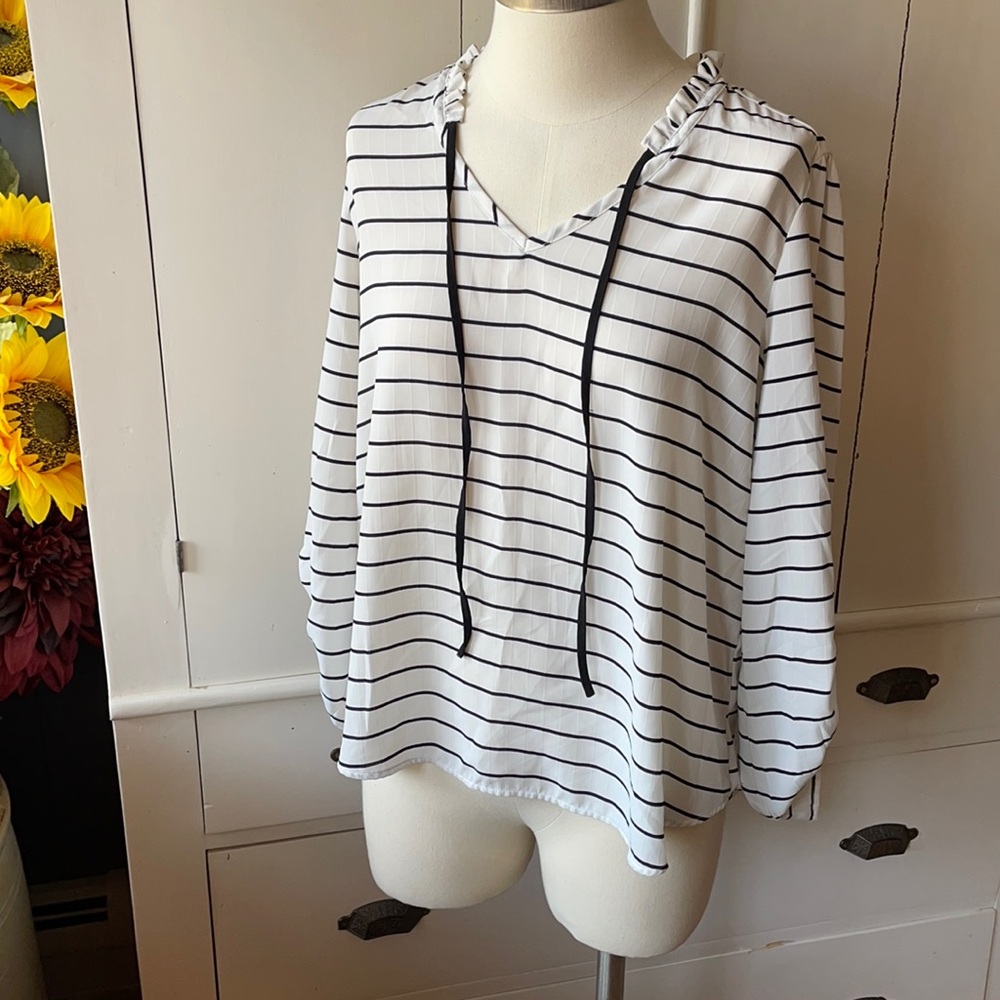 Elle women’s 3/4 sleeve blouse